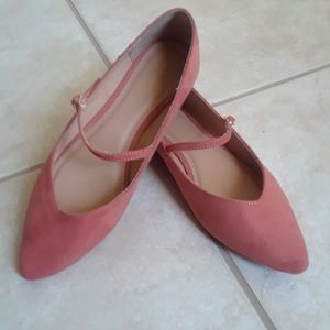 Old Navy salmon colored Mary Jane flats